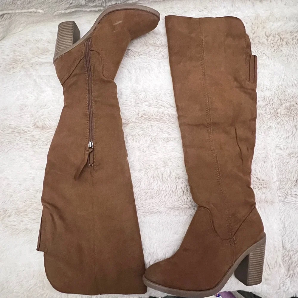 DV Dolce Vita Marilyn Tan Faux Suede Over The Knee Block Heel Boots‎ Womens 7.5